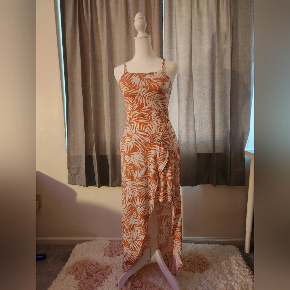 Small No Boundaries Peach Floral Hi-Lo Dress
